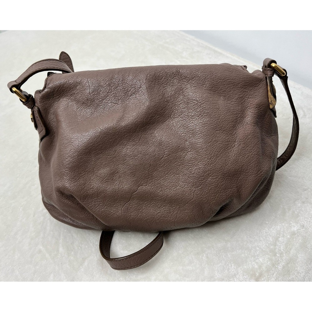 MARC BY MARC JACOBS Classic Q NATASHA Ash Brown Pebbled Crossbody Shoulder Bag - Picture 6 of 16